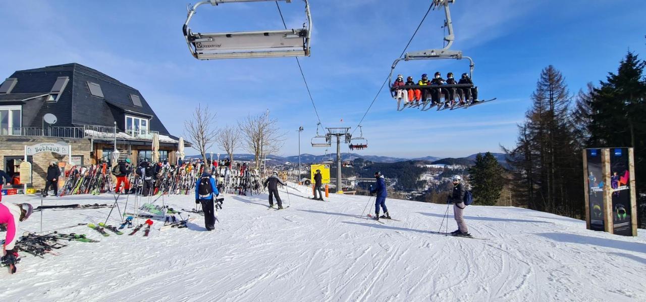Pistenblume Apartment - Skipiste, Stadtzentrum Winterberg Exteriör bild
